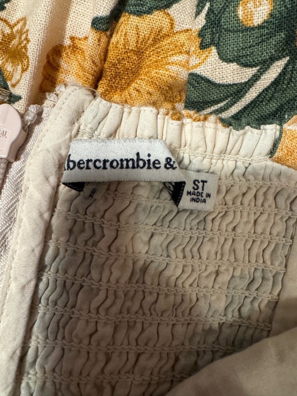 Abercrombie & Fitch Cream Linen Mini Dress with Yellow Floral Size Small Tall - Picture 4 of 4